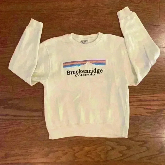 Breckenridge Colorado pale yellow Embroidered Sweatshirt Size Small - Picture 9 of 9